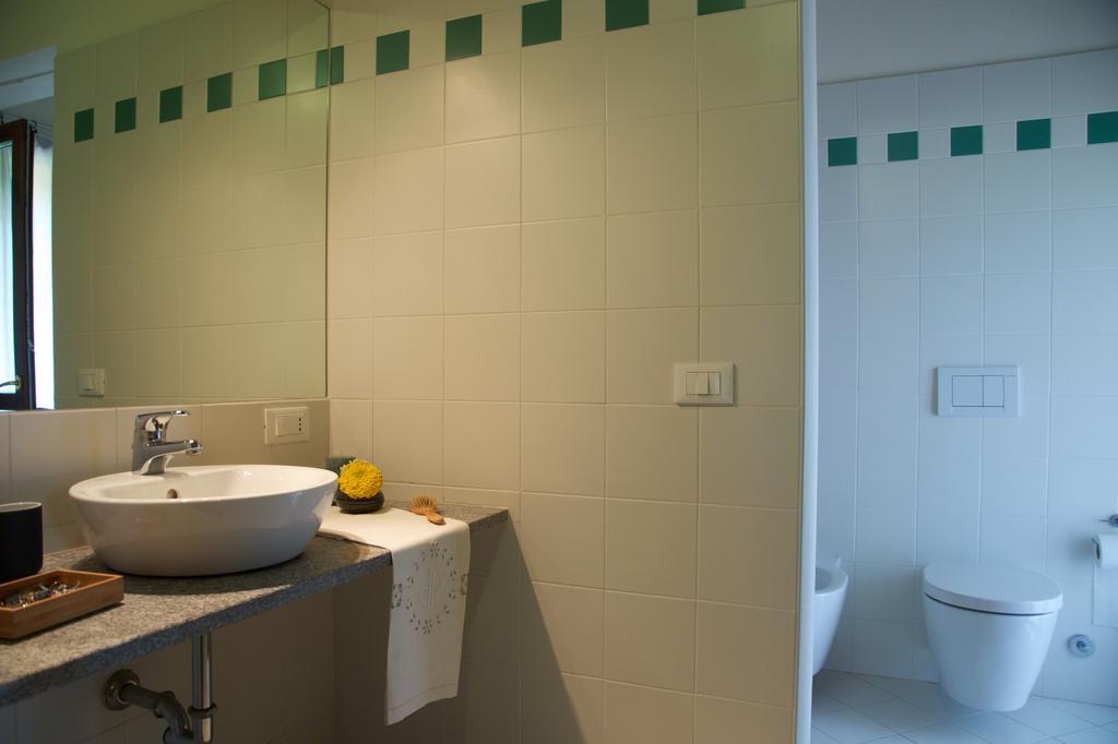 Bed and Breakfast Cascina Delle Mele Vittuone Exterior foto